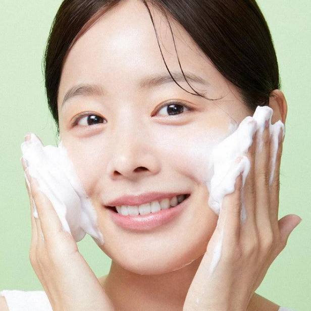 Dr.G - Red Blemish Cica Cleansing Foam (120ml)